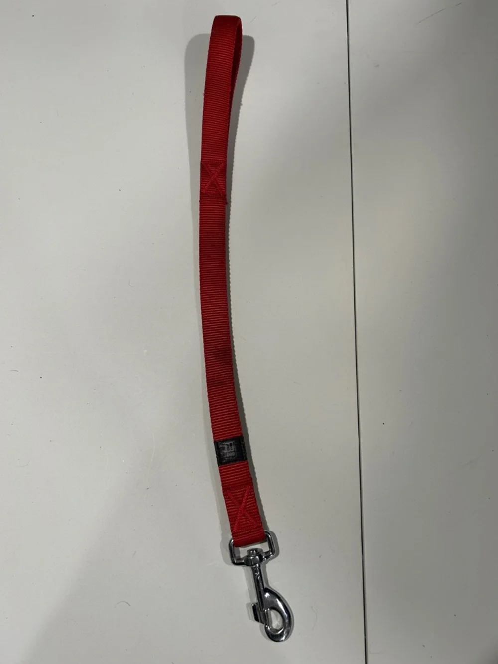 Red Dog Leash - Durable Nylon Lead - Picture 1 of 3